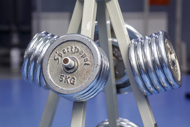 Jak uniknąć kontuzji na siłowni?